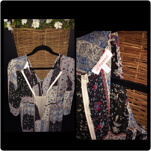 Boho pattern sheer short dress with flowy sleeves - Picture 3 of 4